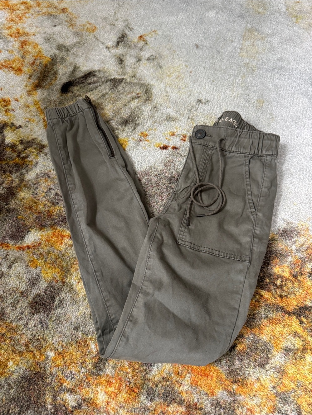 American Eagle Outfitters Olive Green Skinny Jogger Pants